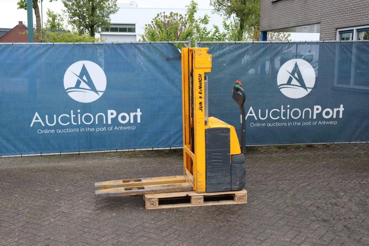 Stacker Jungheinrich EJC110 Electric 1000kg 2.5m 2008