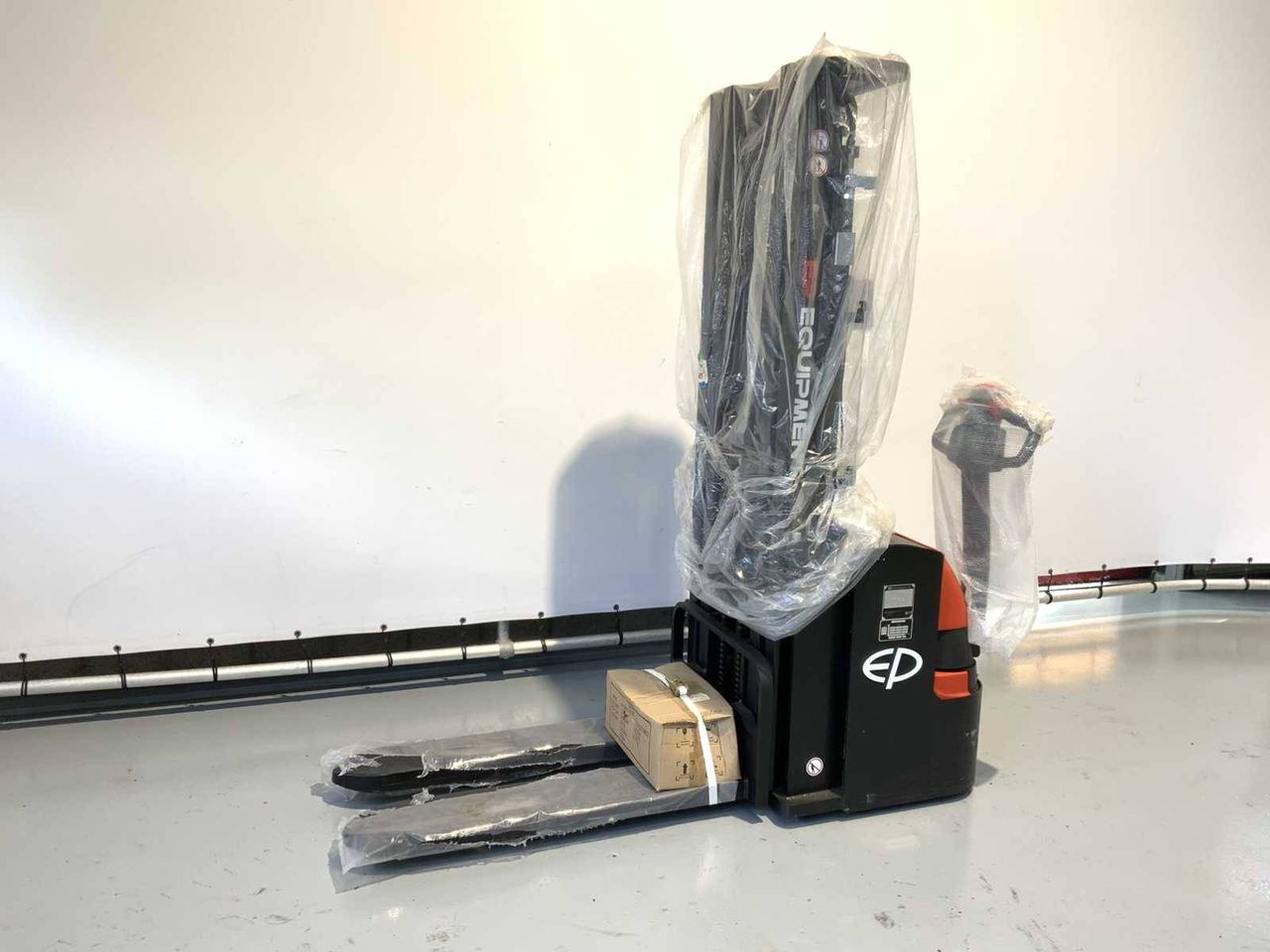 Stacker EP ES16-16WA Electric New