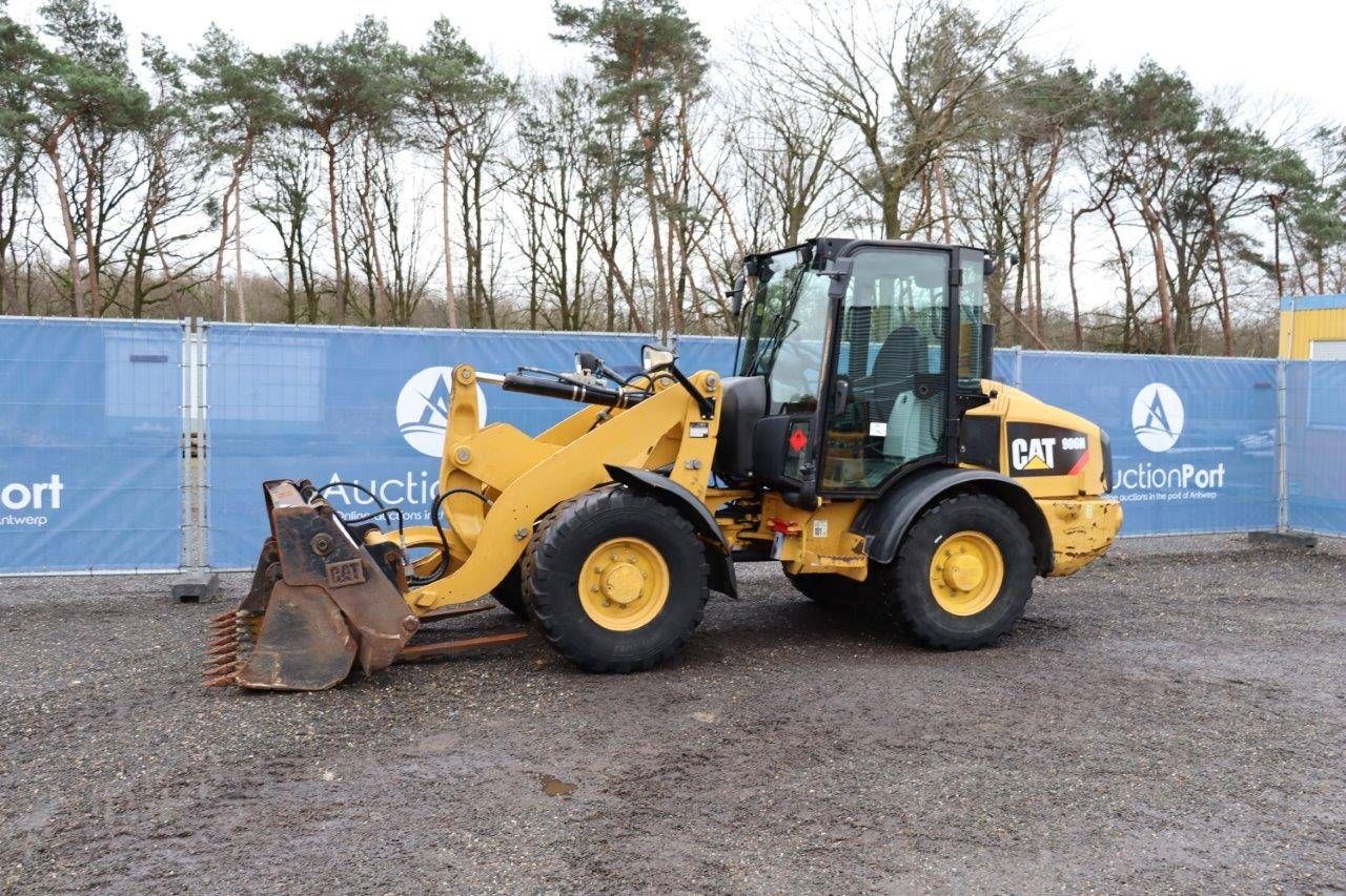Wheel loader Caterpillar 906H Diesel