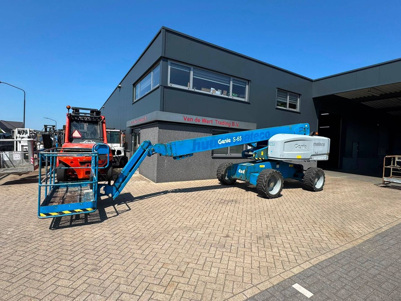Genie S-65 Diesel Telescopic Boom Lift 21.8m 2014