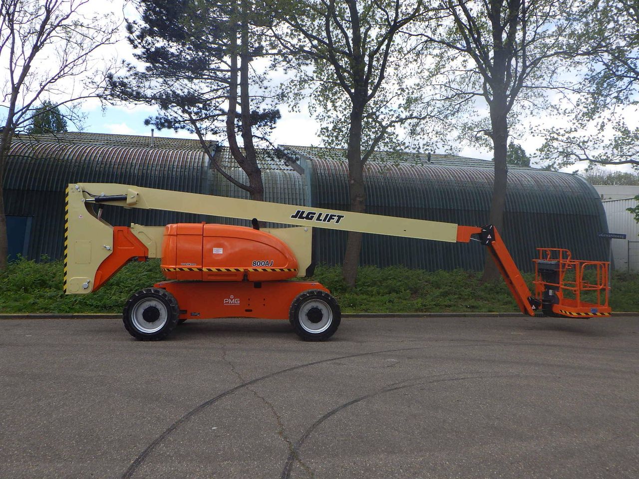 Articulating telescopic boom lift JLG 800AJ Diesel 24.38m 2014