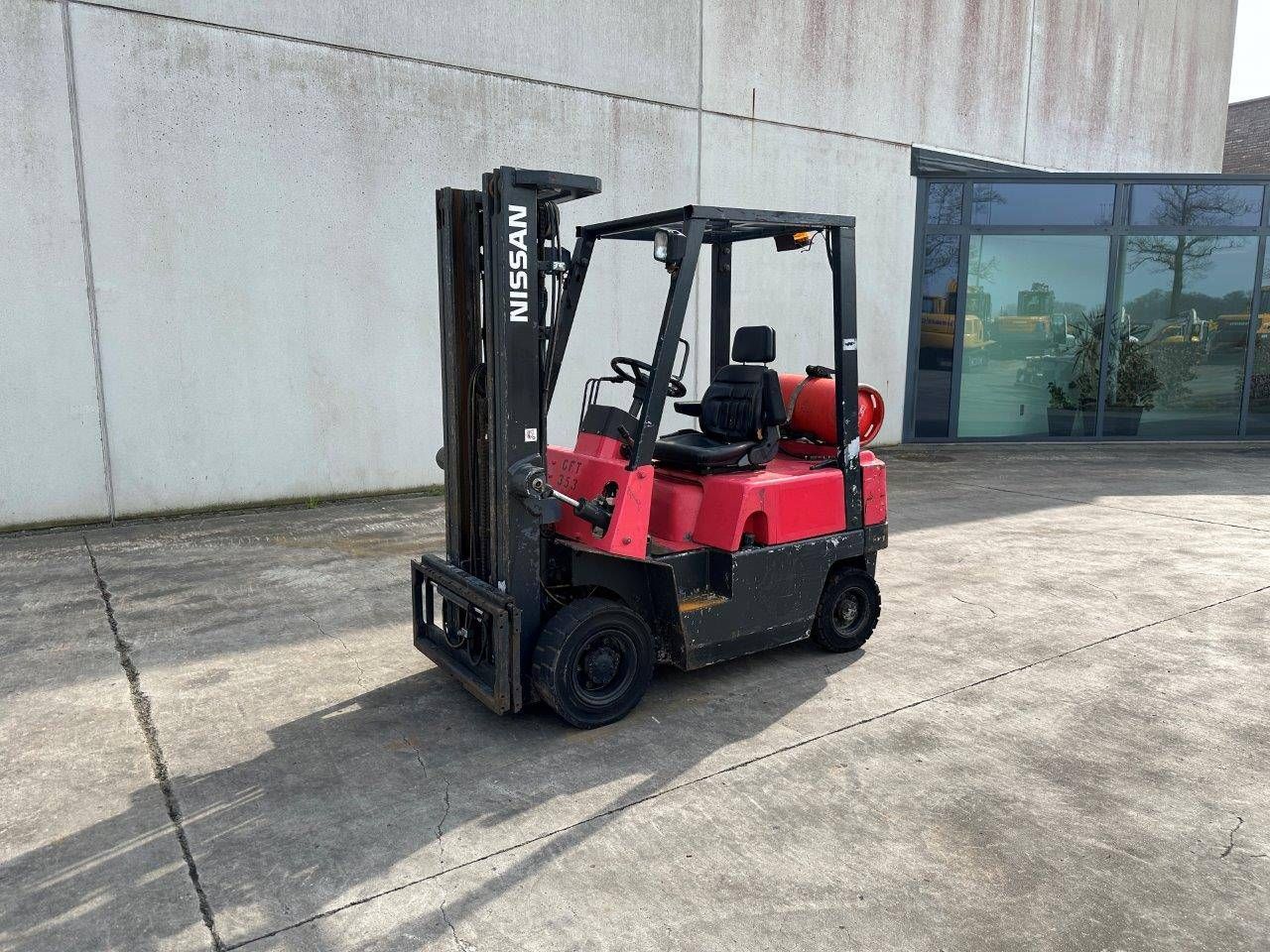 Forklift Nissan 15 LPG 1500kg