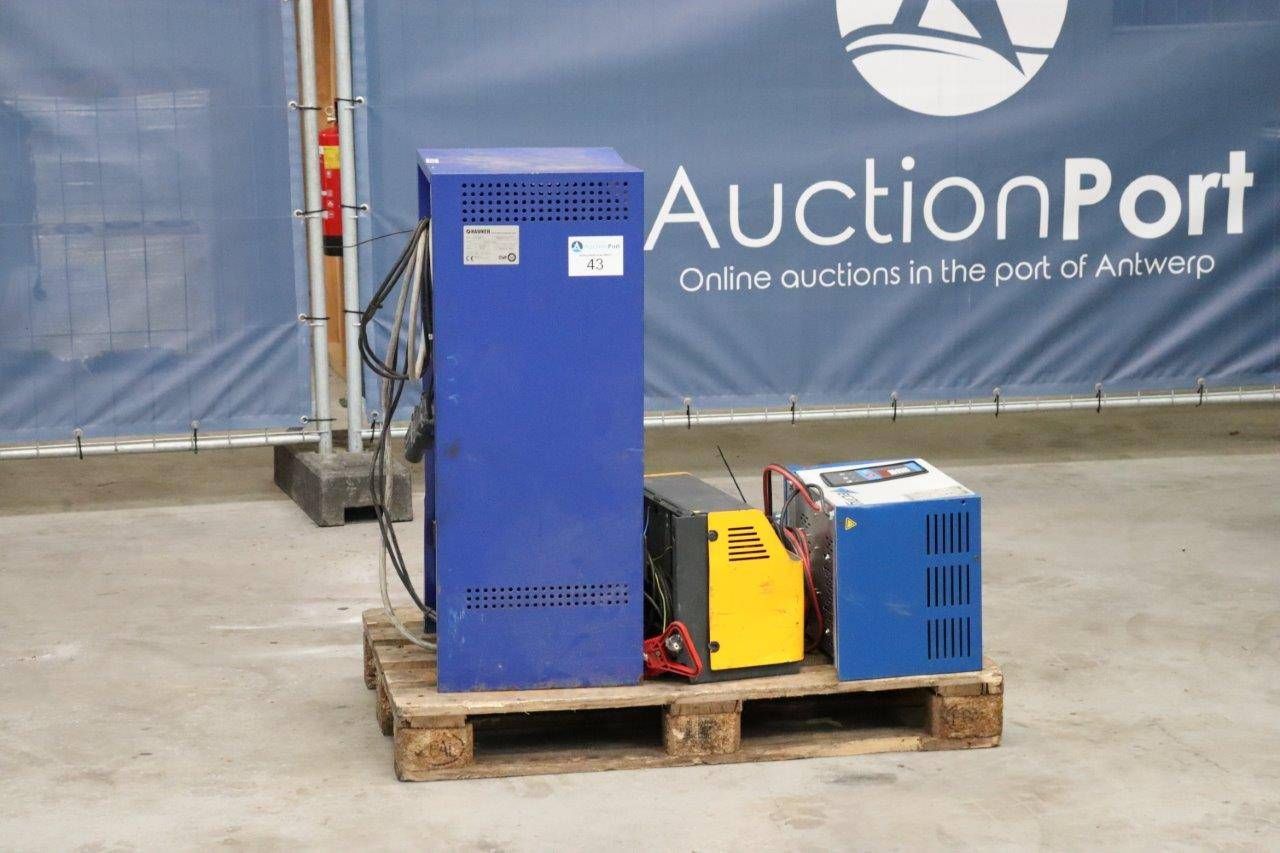 Lot de Chargeurs de Batteries Chariot Élévateur 5 Pièces