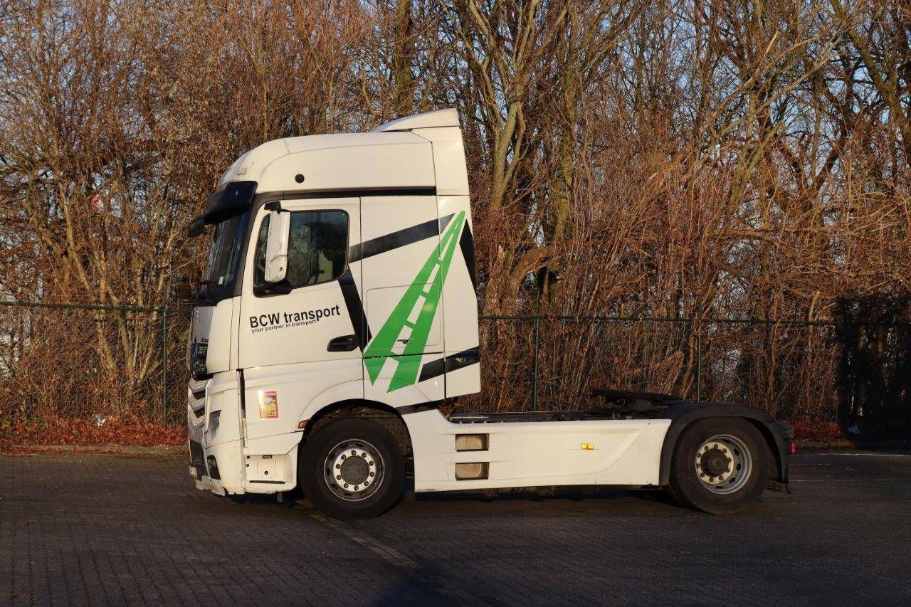 Chassis Cabin Mercedes-Benz 963-A Diesel 2016