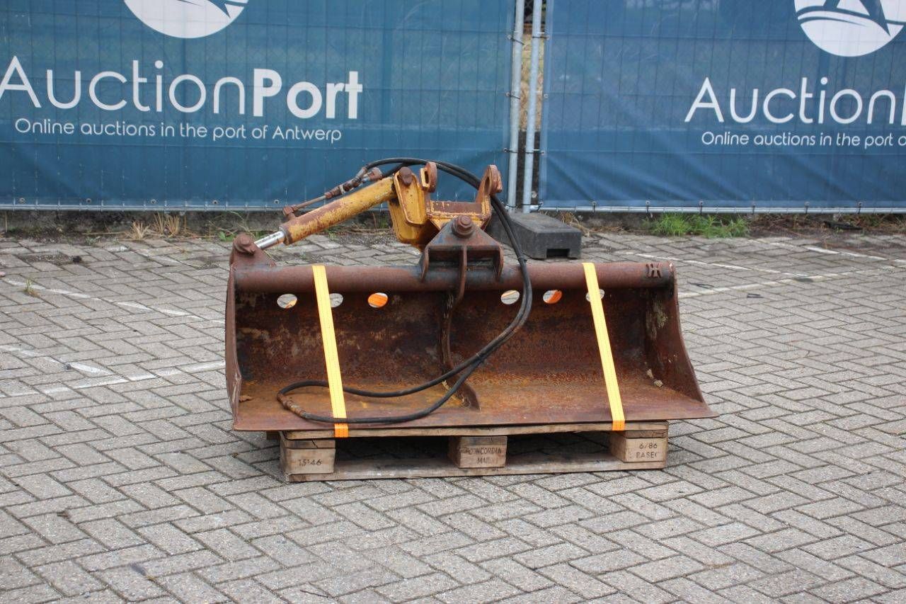 Hydraulic tilting bucket CW 05