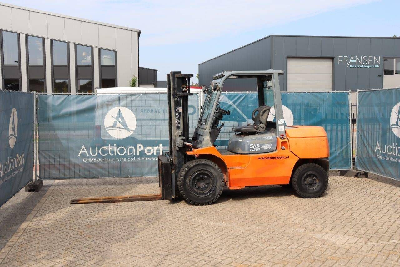 Forklift Toyota 42-7FD40 Diesel 4500kg