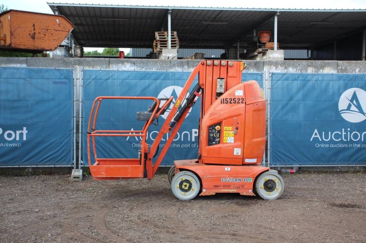 Mast lift JLG Toucan 10E Electric 10.1m 2013