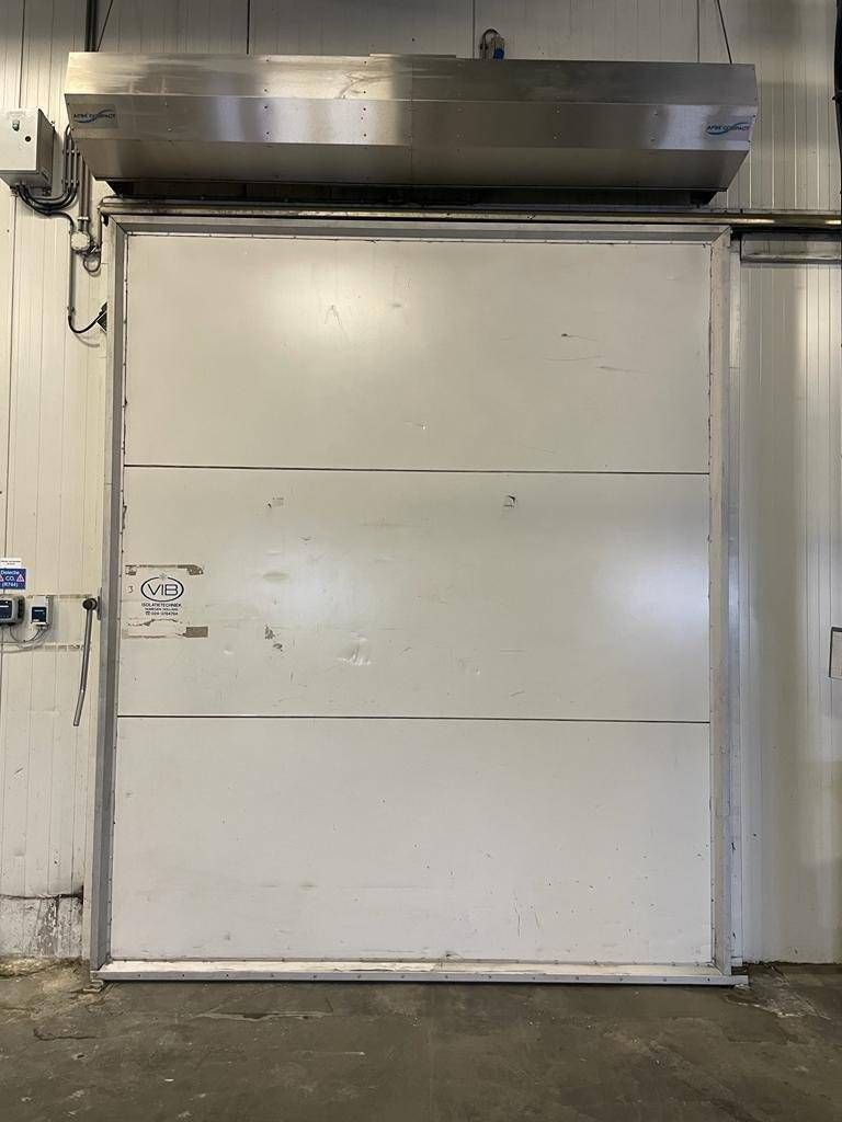 Cold room Door 2800x3500x200mm (Margin)