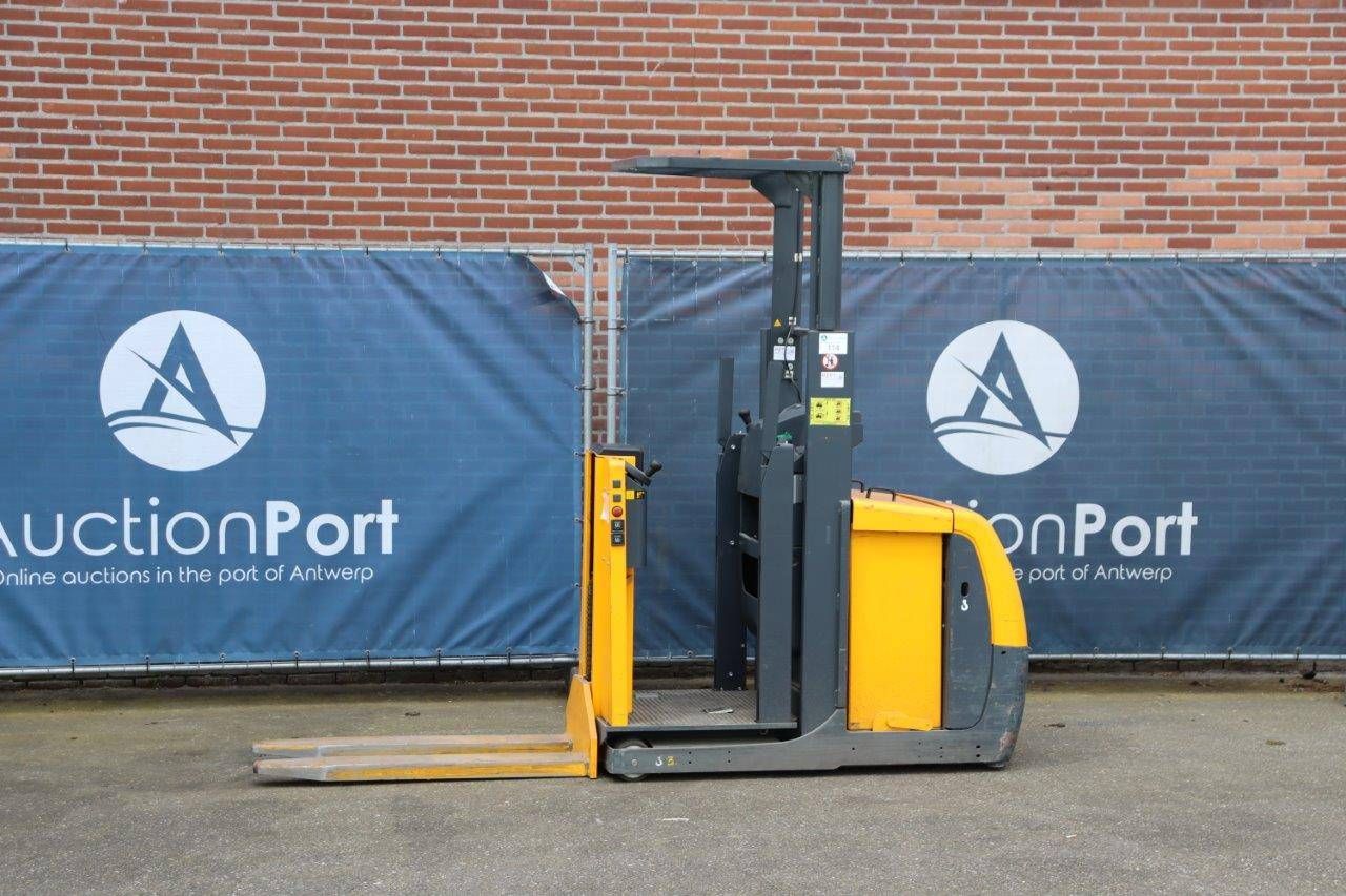 Stacker Jungheinrich EKS110 Electric 1000kg 2011