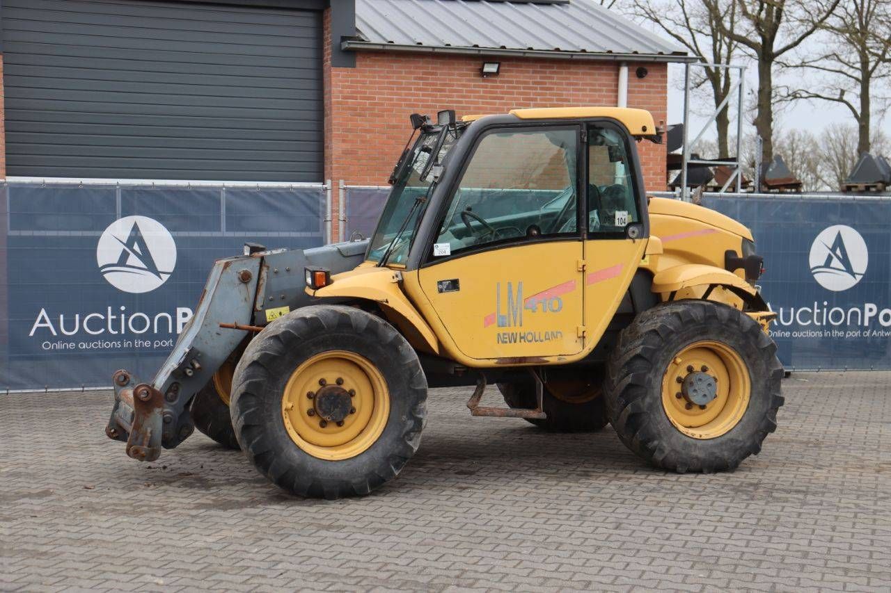 Sollevatore telescopico diesel New Holland LM 410 del 2000