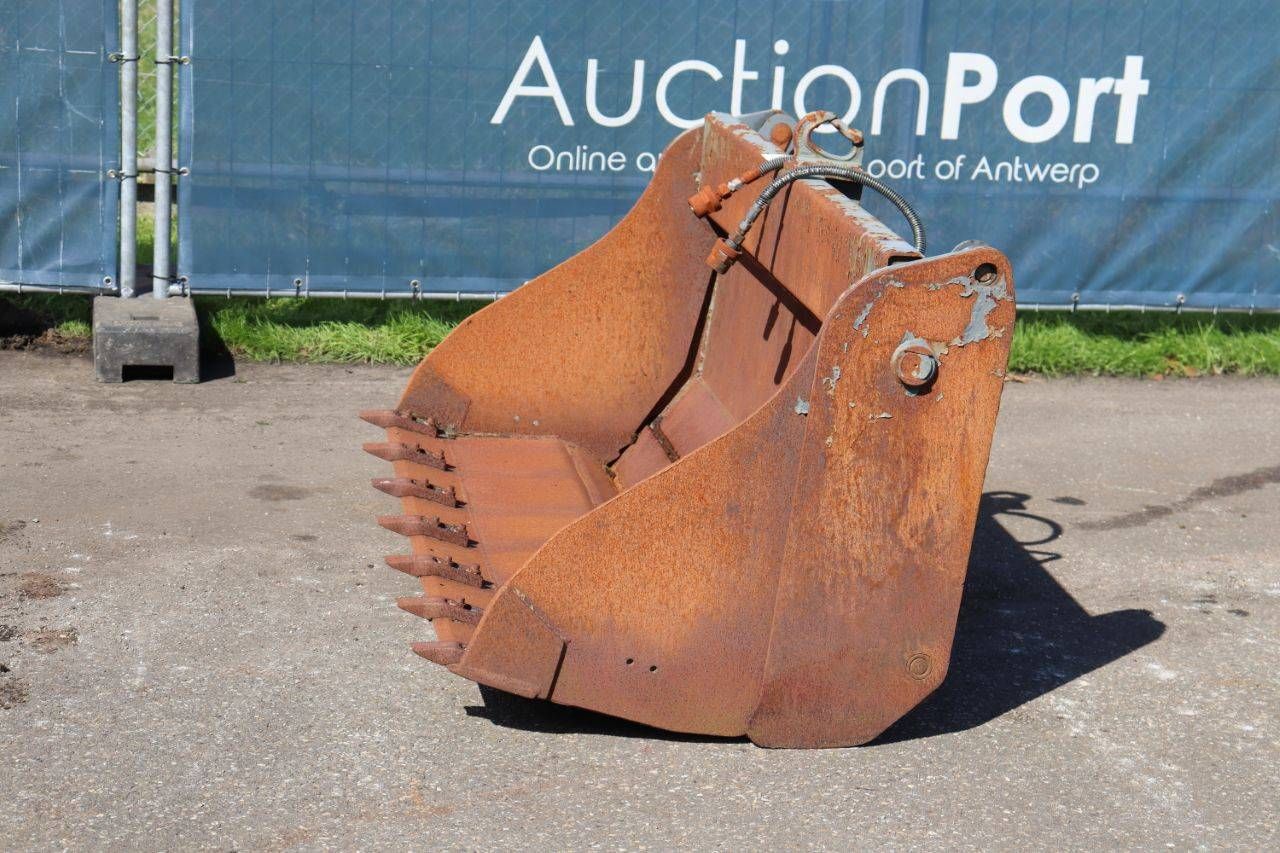 Excavator bucket Weidemann/Wacker 4in1