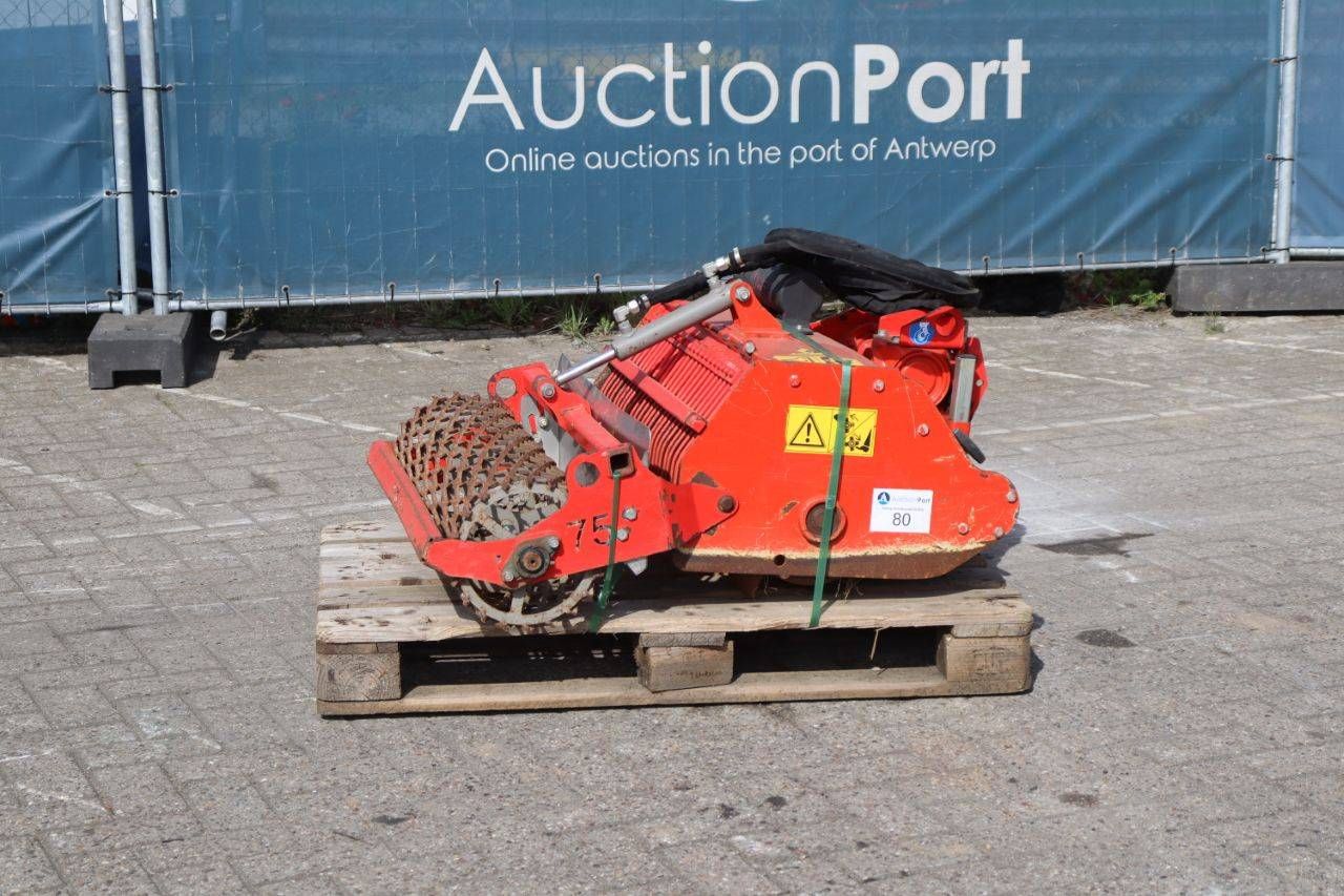 Stone excavator STM 75