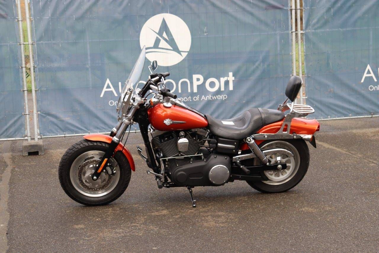 Motorcycle Harley Davidson Dyna Fat bob 103 inch Petrol