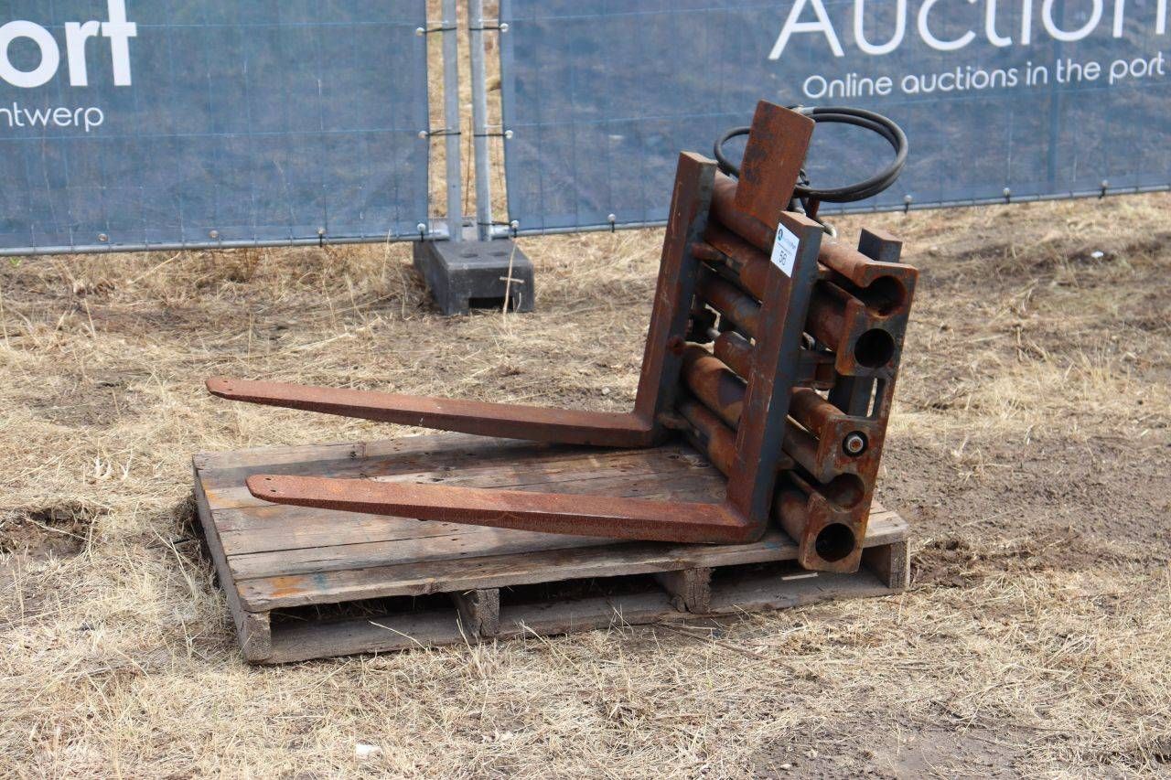 Bobcat fork board