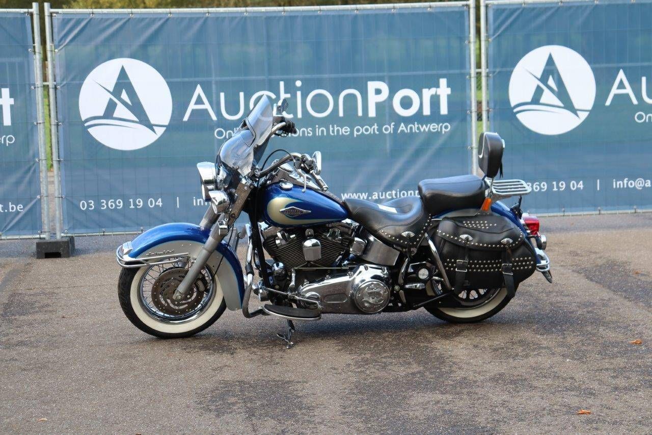 Motorcycle Harley-Davidson Heritage Softail Classic Petrol 2010