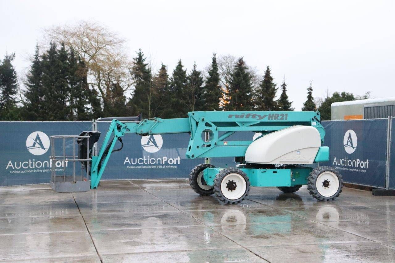 Niftylift HR 21 DE 2WD Electric + Diesel 20.8m Articulated Boom Lift 2007