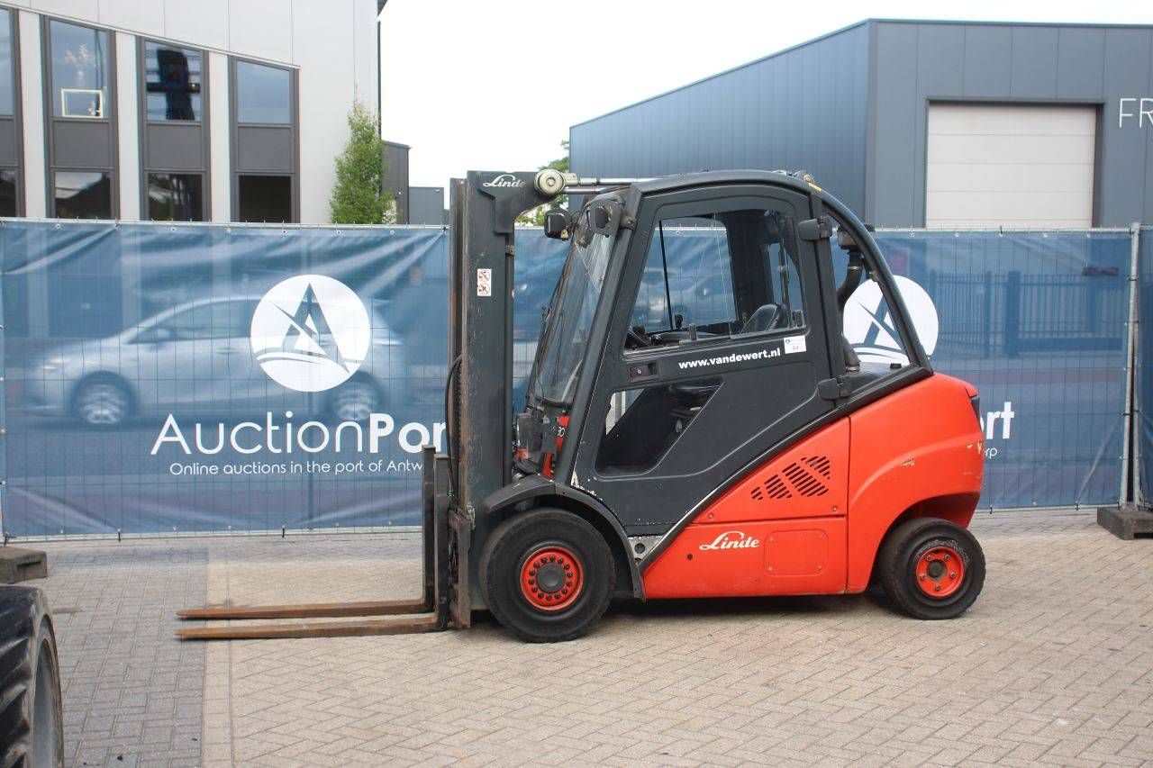Linde H30D-01 Diesel Forklift 2011