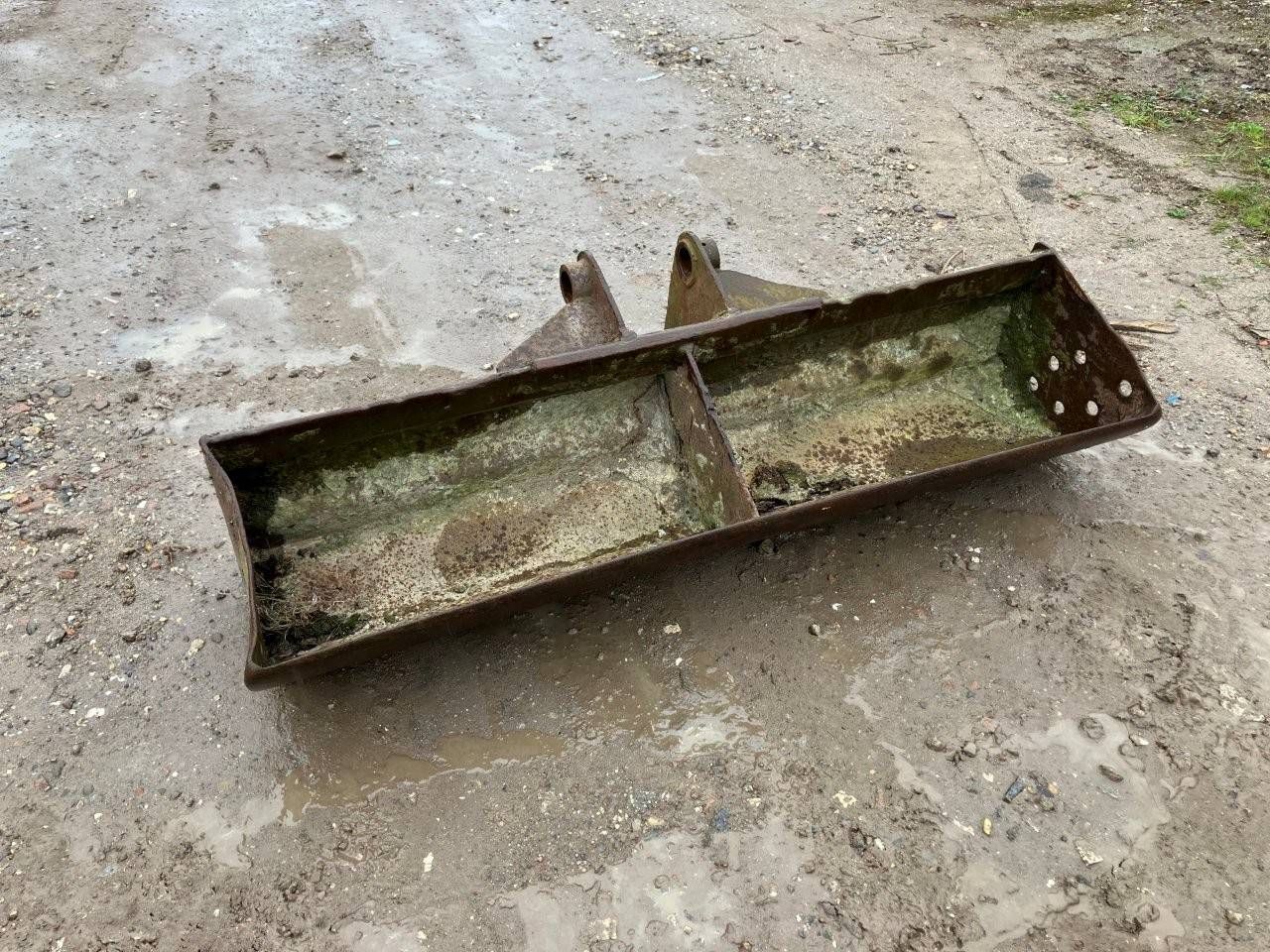 Excavator bucket 150cm for excavator