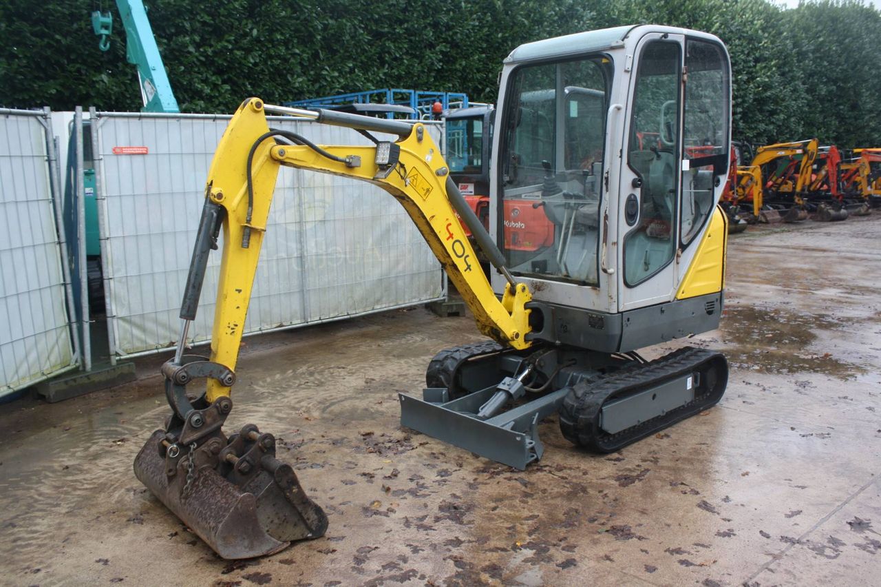 Mini digger Wacker Neuson 1404 Diesel 2013