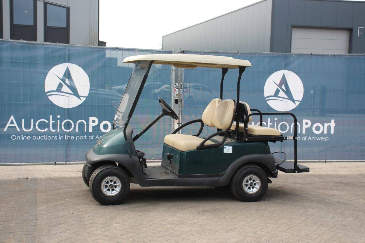 Electric Golf Cart Club Car 2004