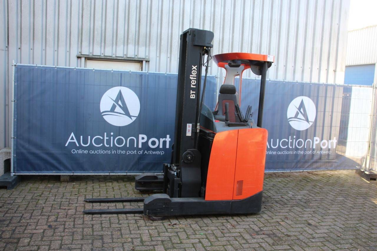 Reach truck BT RRE140 Electric 1400kg 5.7m 2014