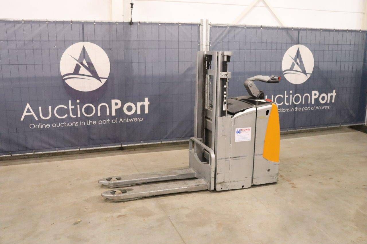 Stacker Still Electric 1600kg 3m