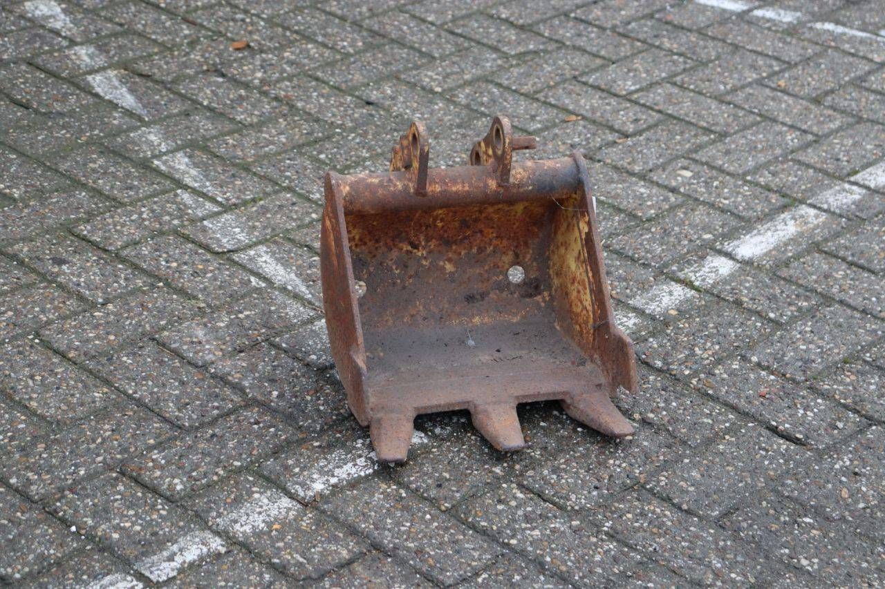 Ground bucket