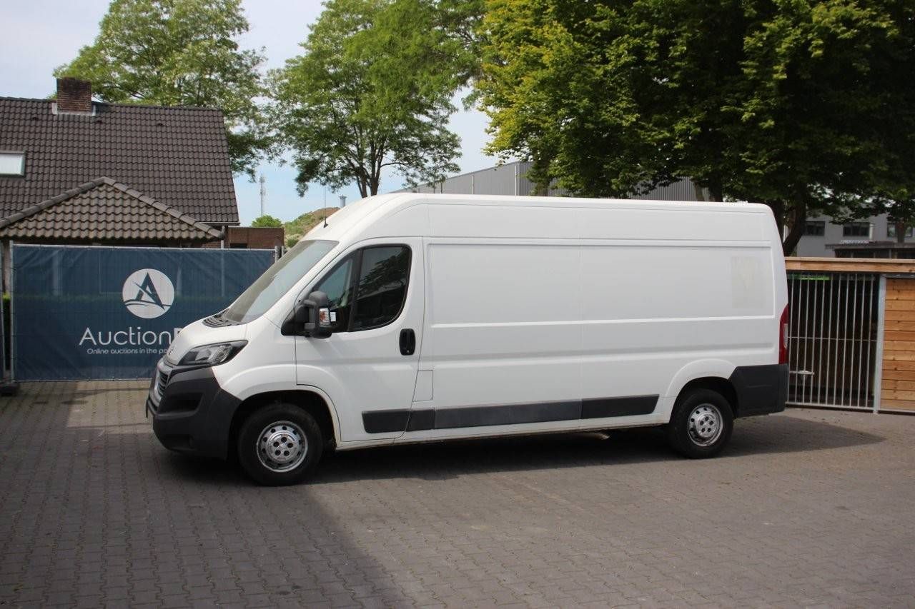 Peugeot Boxer Diesel 2015 Van