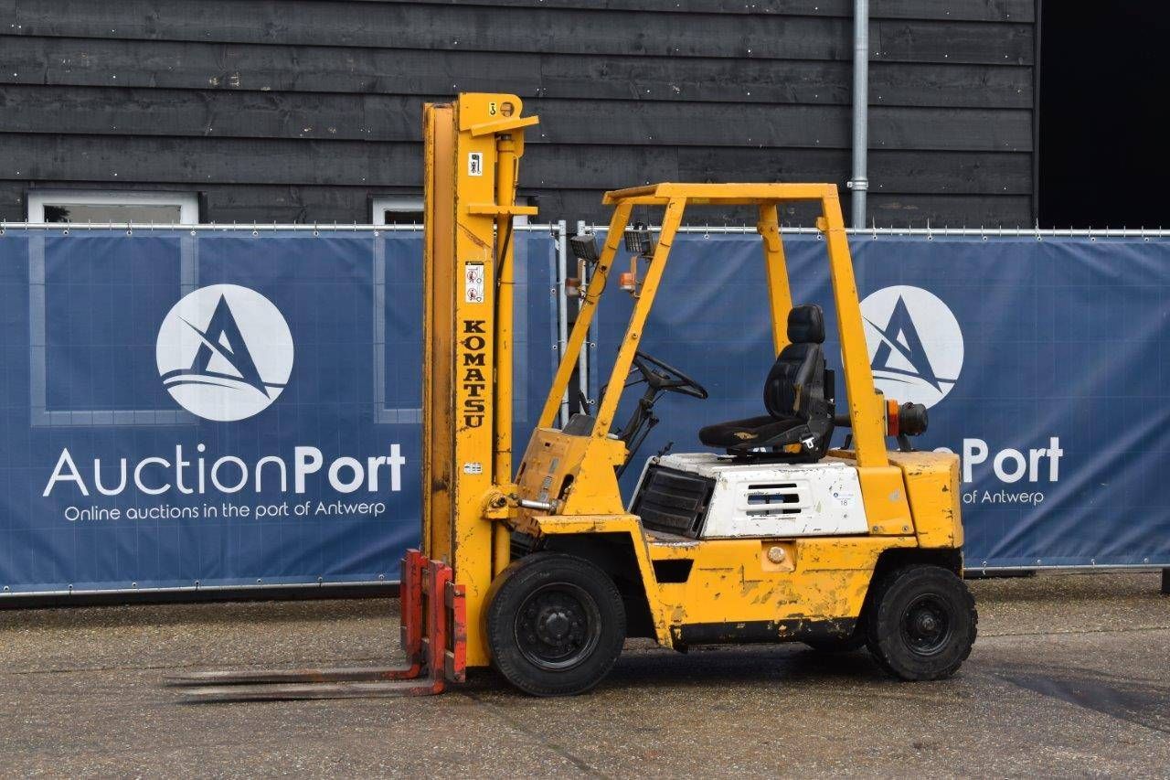 Forklift Komatsu FD25-7 Diesel 2500kg | Auctionport