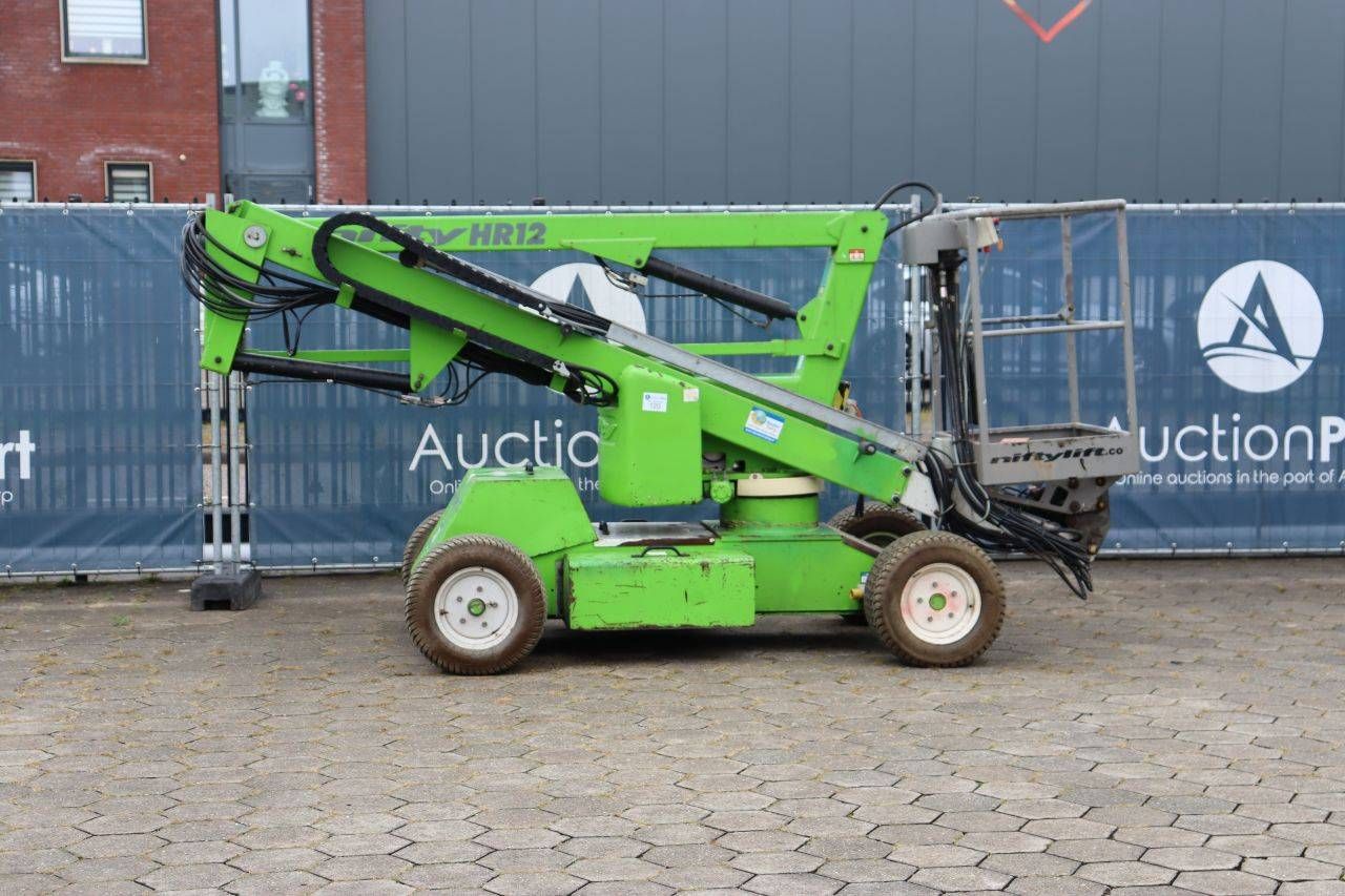 Piattaforma aerea articolata Niftylift HR12NDE, elettrica+diesel, 12,2 m, anno 2014