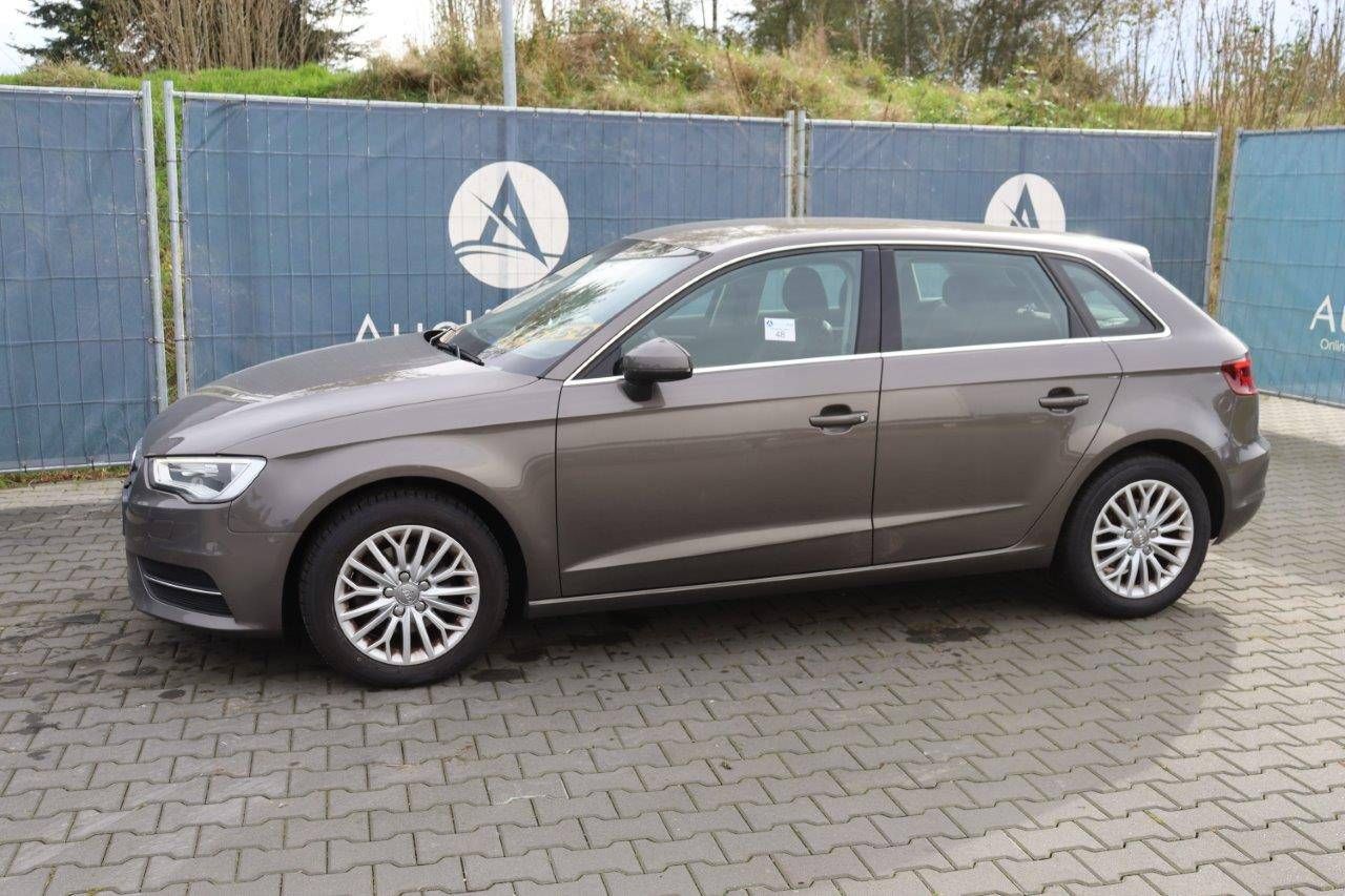Audi A3 SPORTBACK Petrol 2013 (Margin)