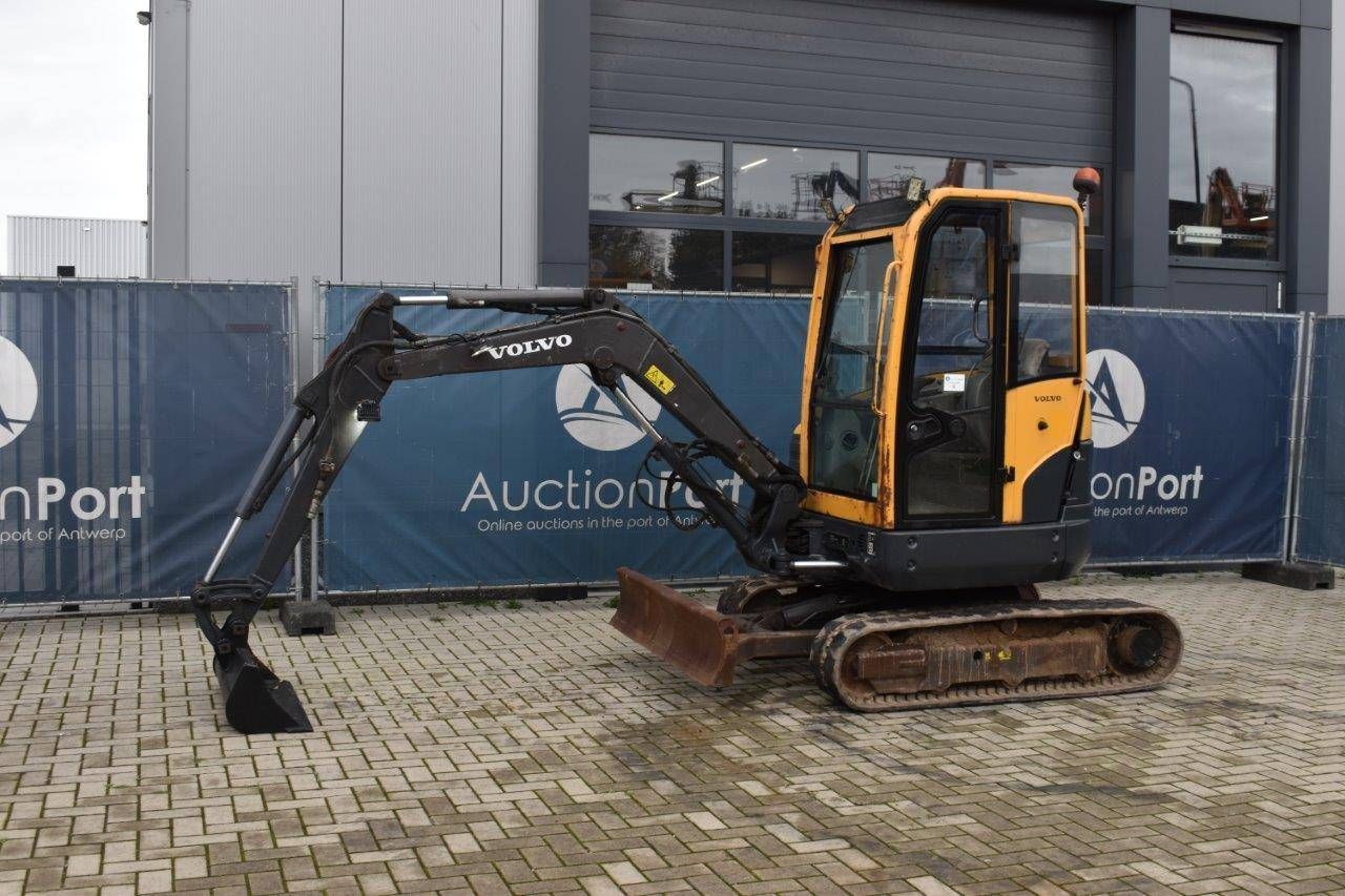 Mini digger Volvo ECR28 Diesel