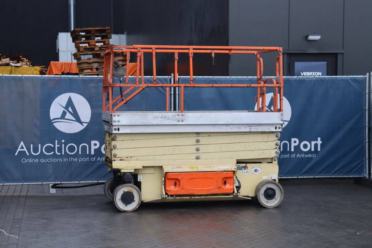 Scissor lift JLG 2646ES Electric 2004