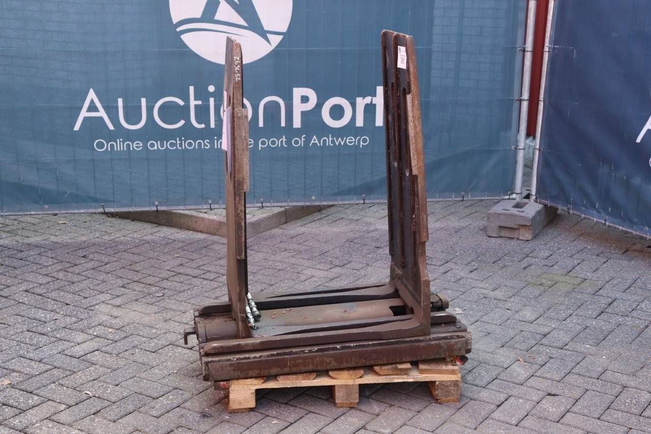 Bale clamp Cascade FEM2