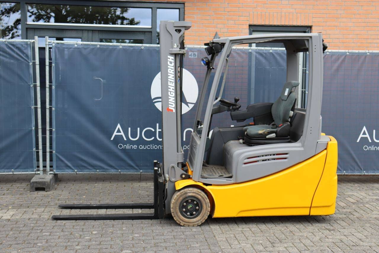 Forklift Jungheinrich Electric