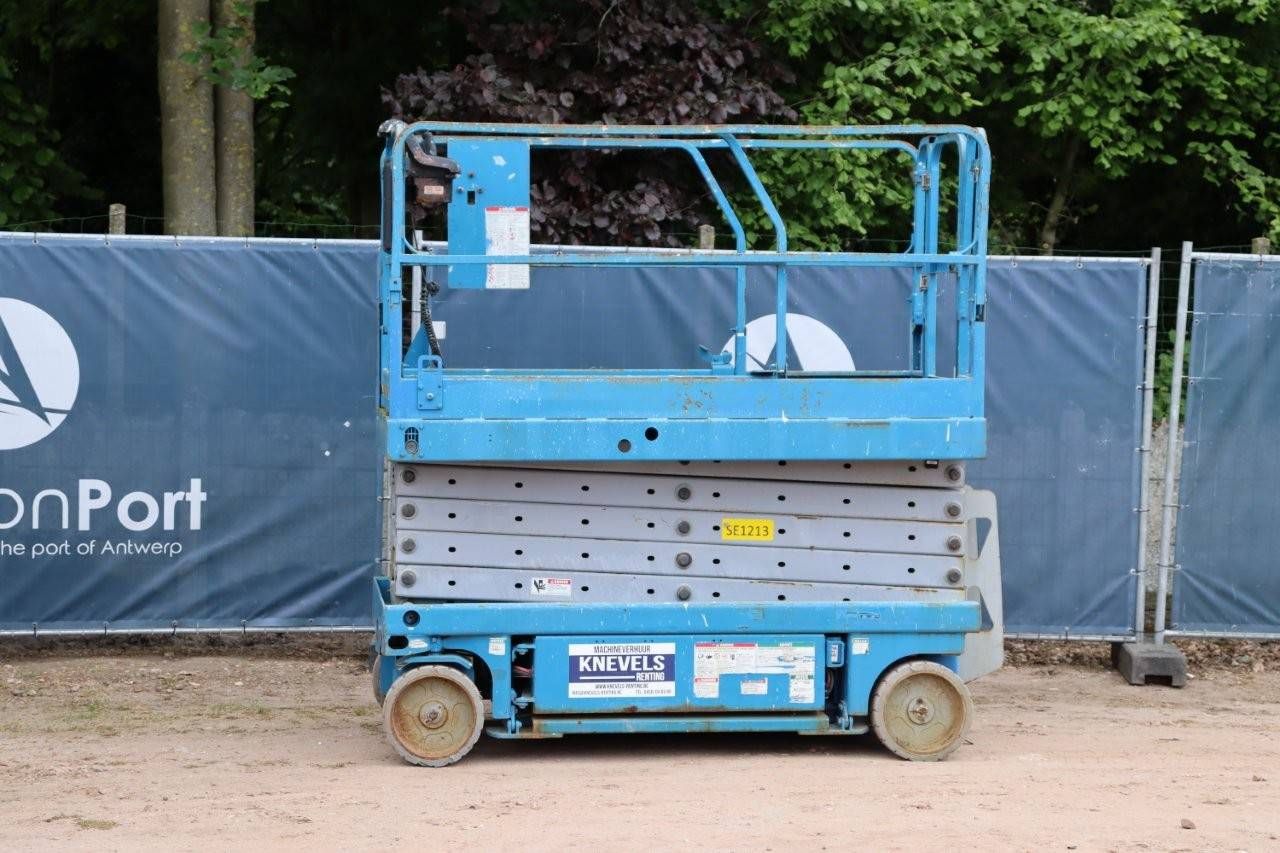 Scissor lift Genie GS3246 Electric 11.75m 2001