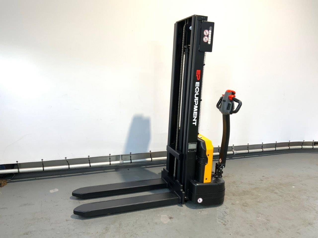 Stacker EP EST124 Electric 1200kg 3m 2024 New