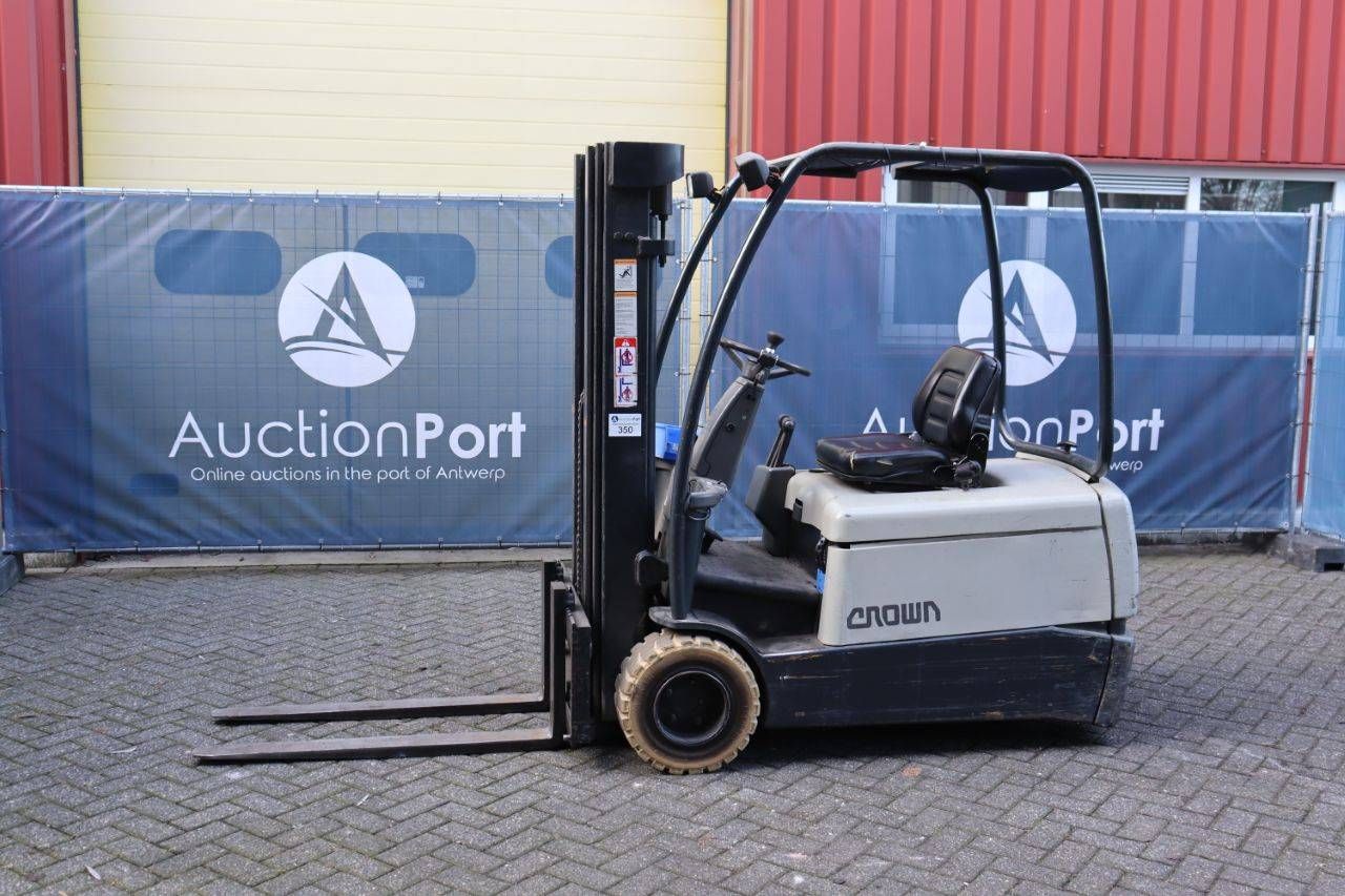 Crown SC3018 OPT3 Electric Forklift 1800kg 4.3m 1997