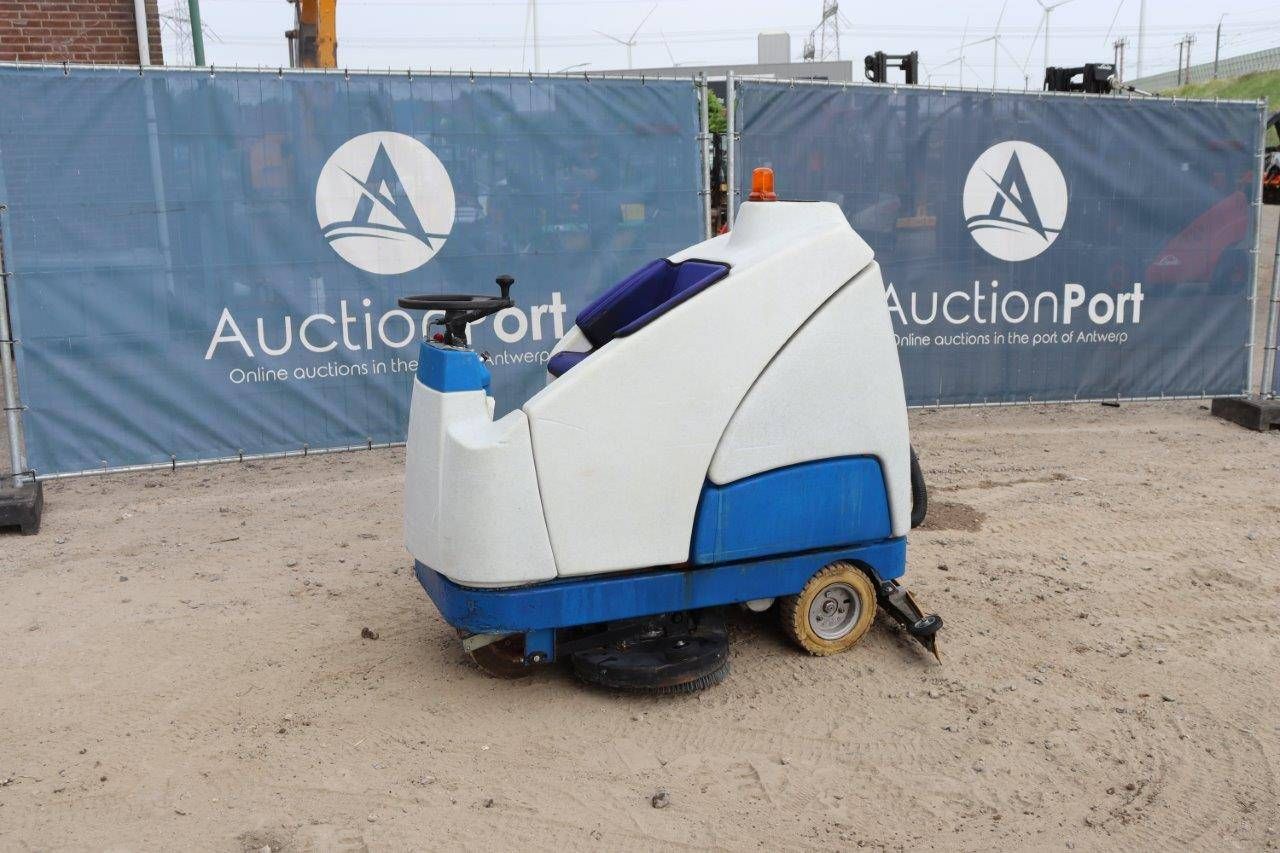 Scrubbing machine SQ3003 Electric 4.7hp 2001