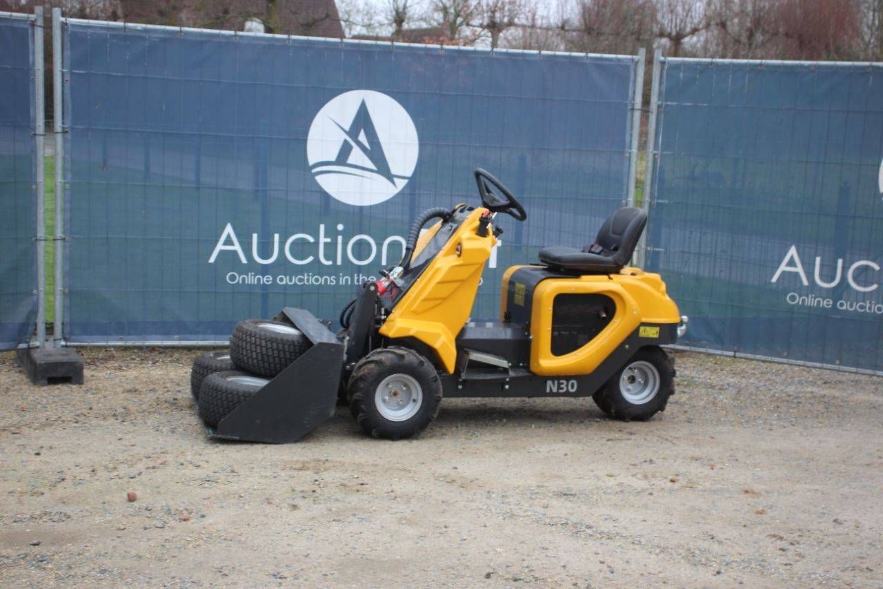 Skid steer loader Nex H130 Petrol 2024