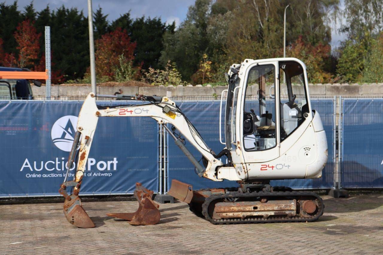 Mini excavator Wacker Neuson 2404RD Diesel 13.2kW 2011