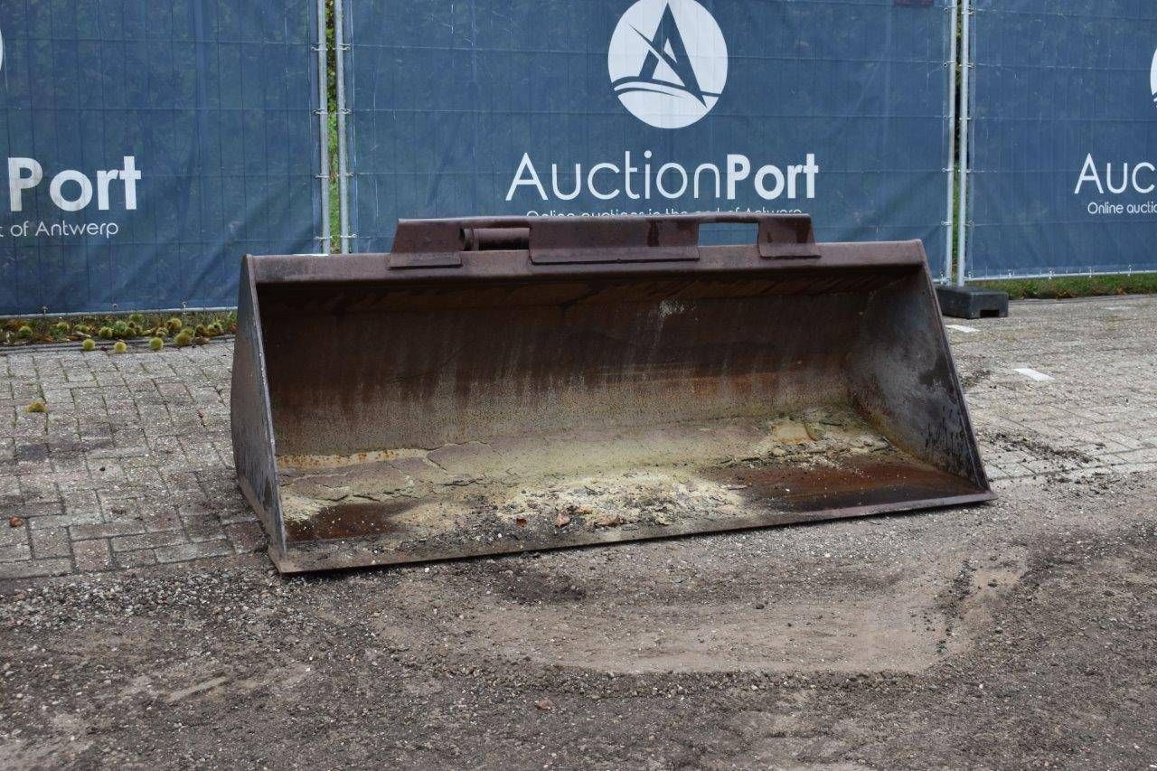 Volume bin