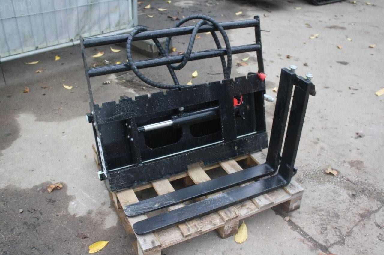 Fork carriage CYHC 2025 New fits skid steer or shovel