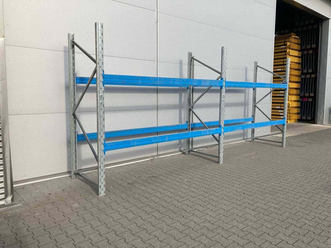 Stow OT 4x12 pallet racking