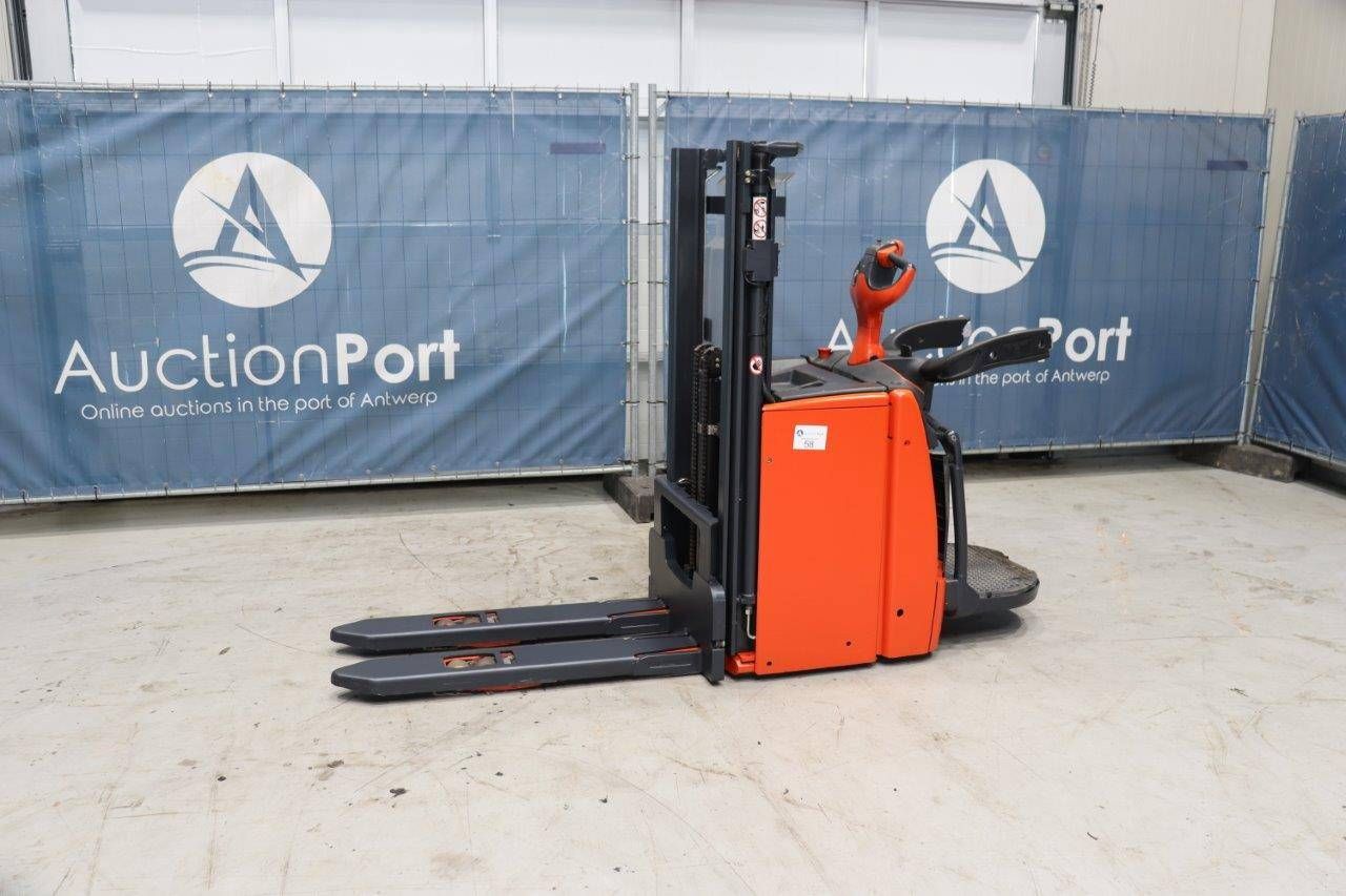 Stacker Linde L16AP Electric 1600kg 2.43m 2017