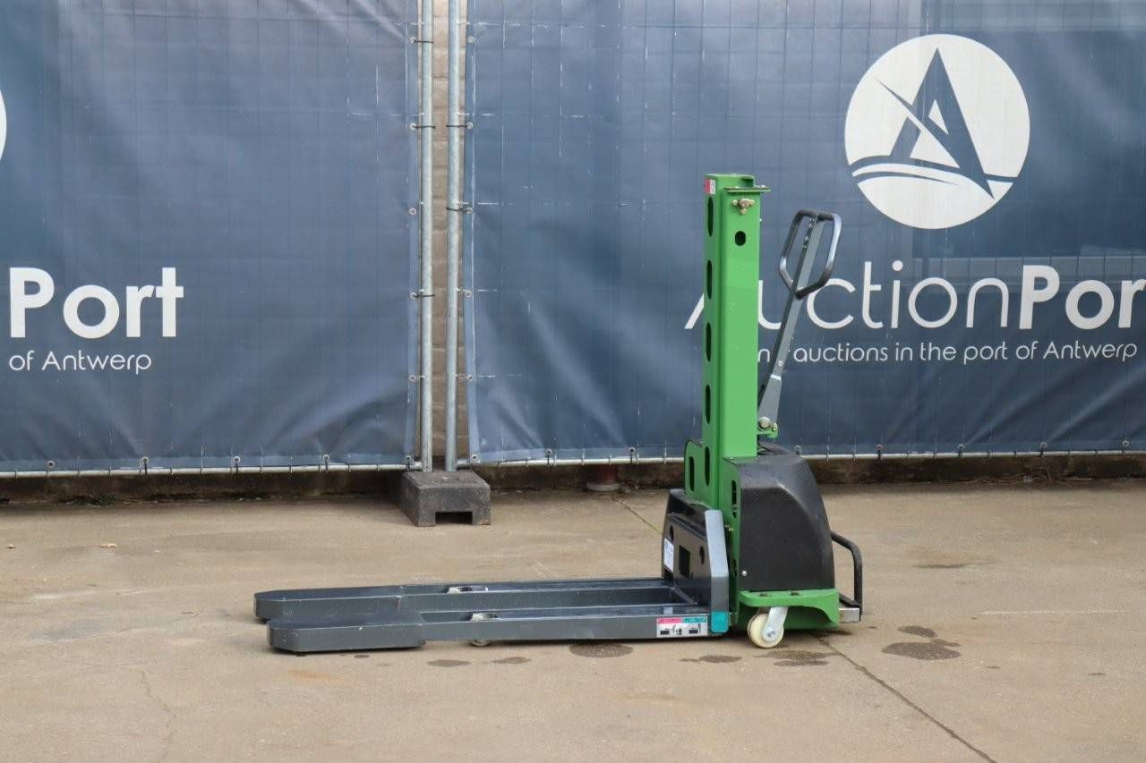 Take-along stacker CDDB05 Electric 500kg 0.9m 2023 New