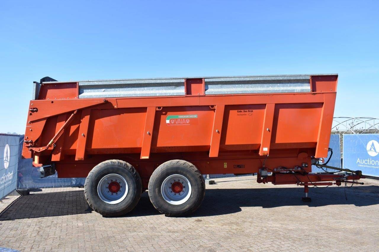 Agricultural tipper Vaia NL180P 2010