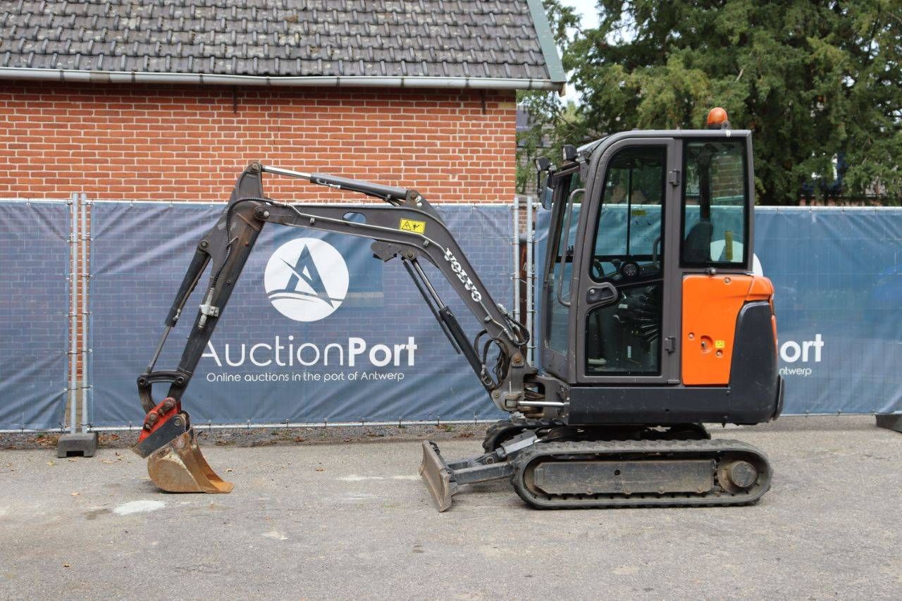 Mini excavator Volvo EC18D Diesel 12kW 2018
