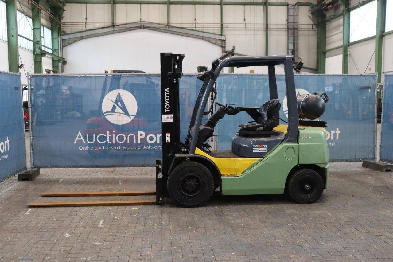 Forklift Toyota 02-8FGF25 LPG 2500kg 3.3m 2017