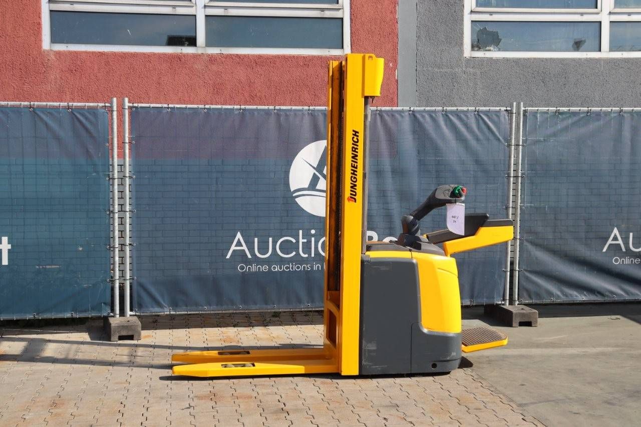 Stacker Jungheinrich ERC 216 Electric 1600kg 3.5m 2012